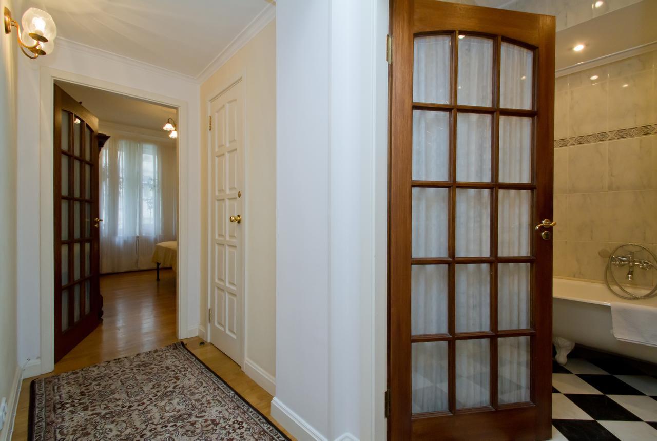 на бориса гринченка Apartment Kyiv