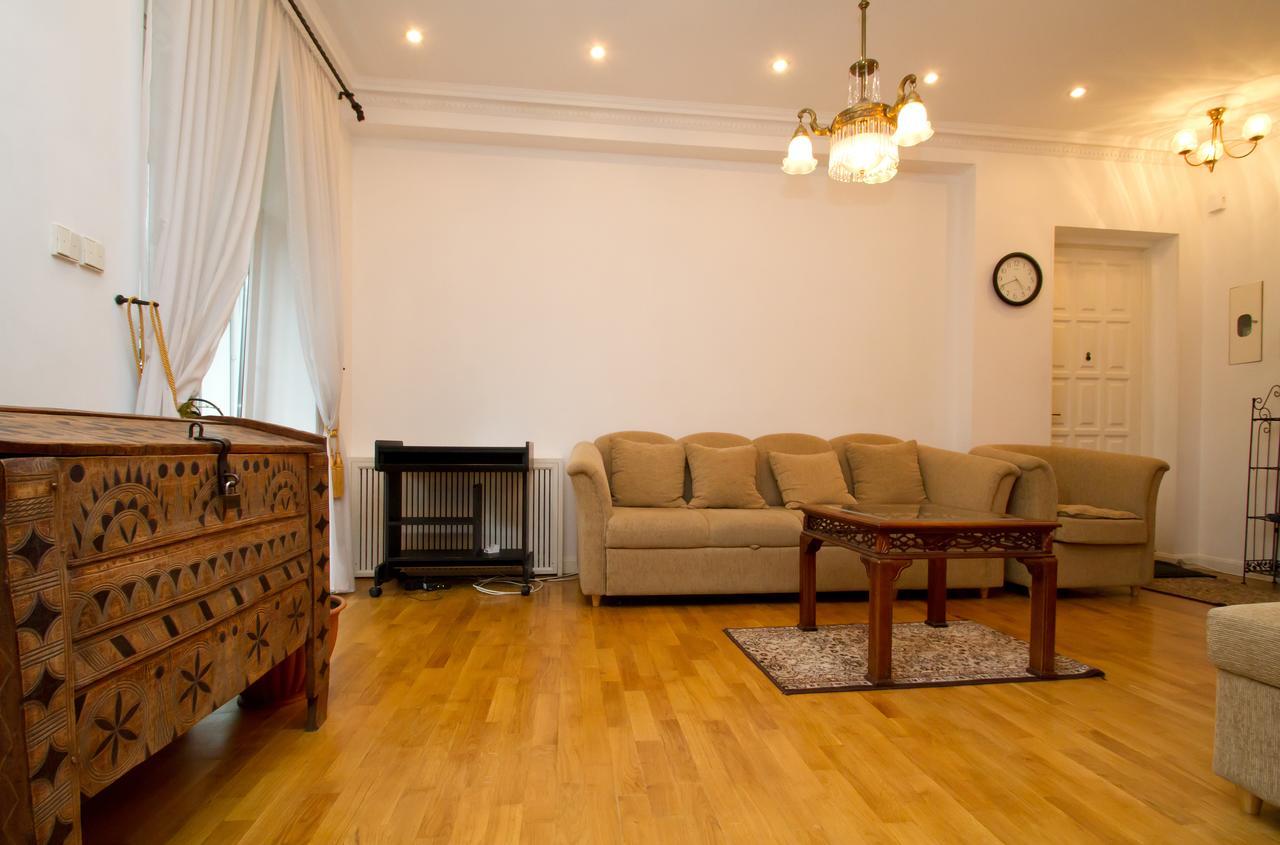 на бориса гринченка Apartment *